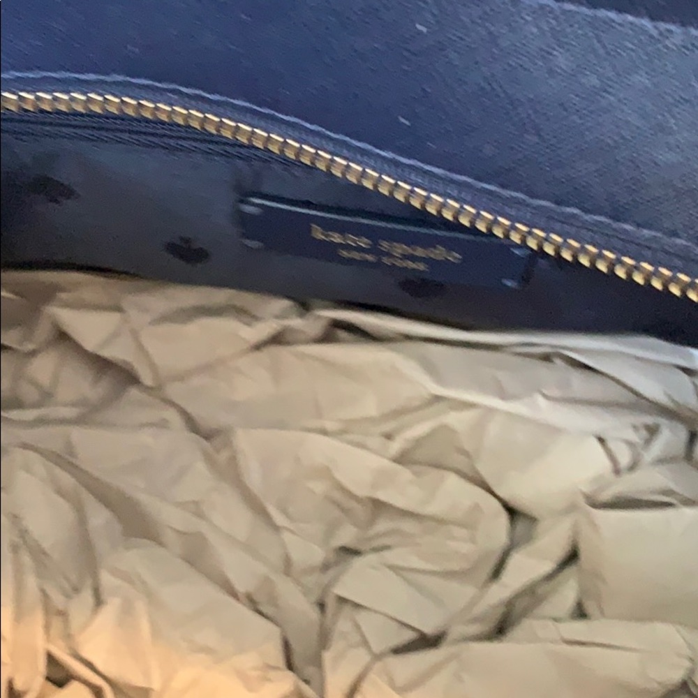 Kate Spade Purse. - Picture 4 of 6